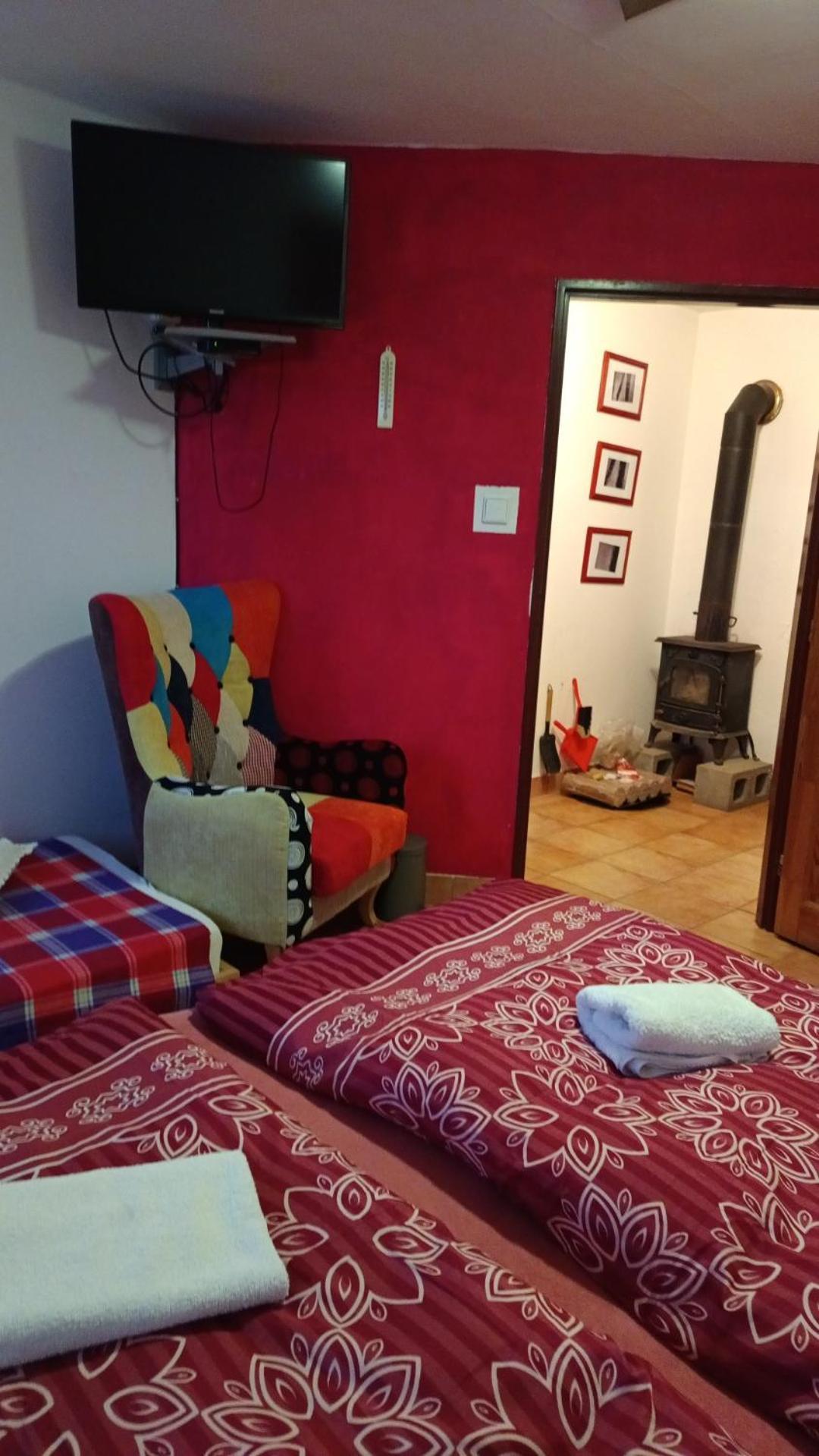 Vinný sklep Kovárna Rohatec Habitación foto